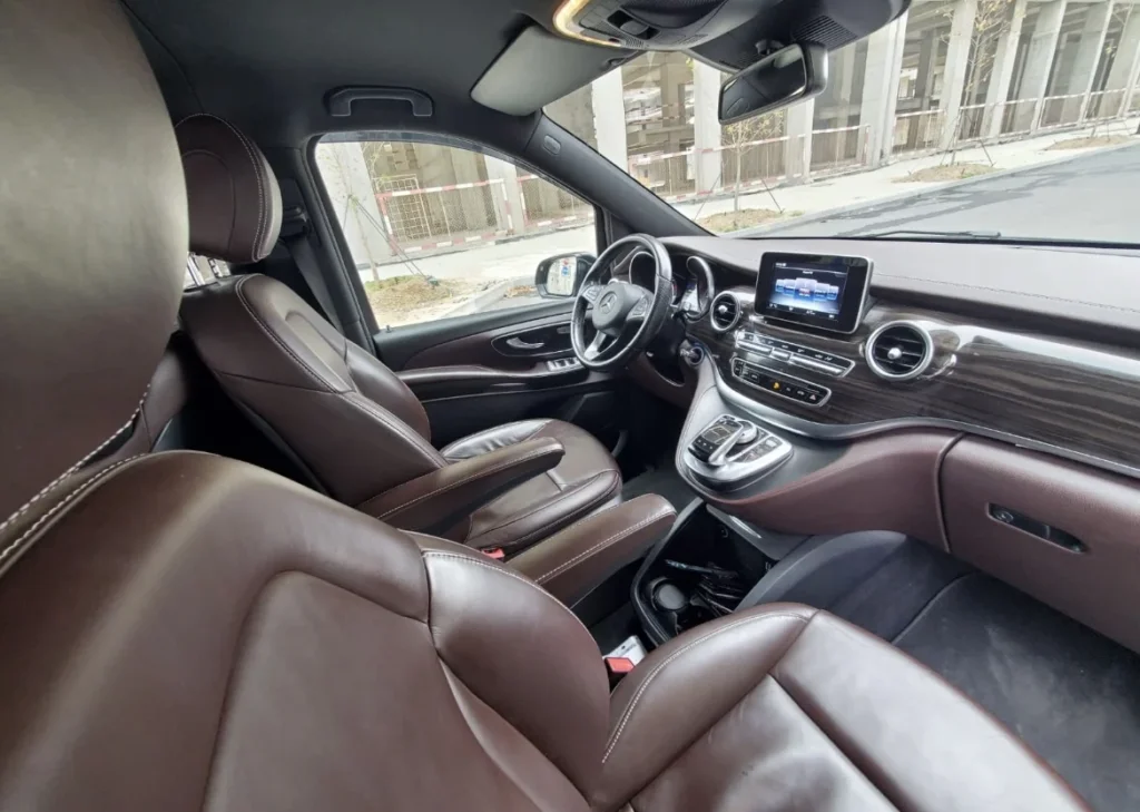 Mercedes V-class