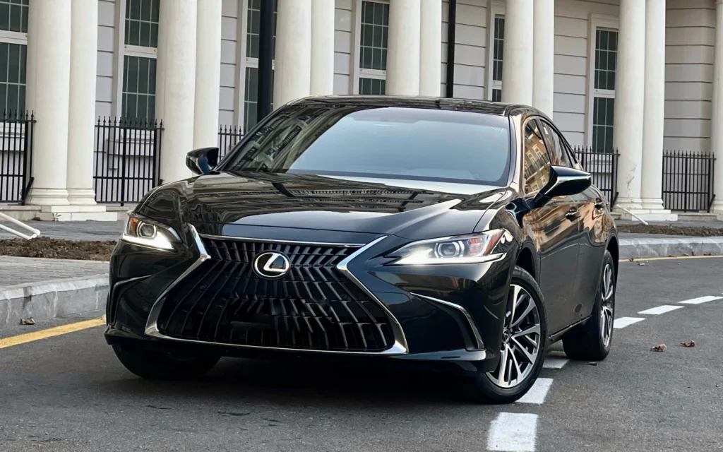 Lexus ES200